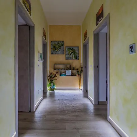 Πανσιόν R&b Mediterraneo Bosa