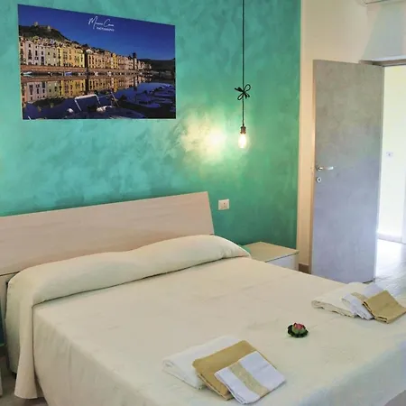 R&b Mediterraneo Πανσιόν Bosa