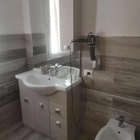 R&b Mediterraneo Πανσιόν